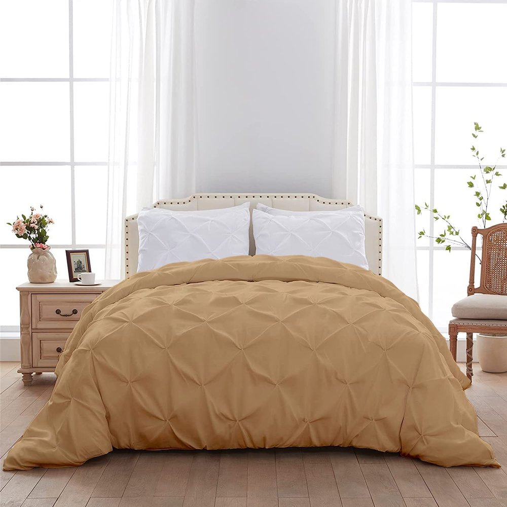 1 PC Pinch Pleated Comforter - Taupe Olympic Queen (98'' x 98'') Quilted - 100% Cotton 500 GSM Fill Power Beautiful Pinch Pleat Design Warm Down Alternative Comforter Only