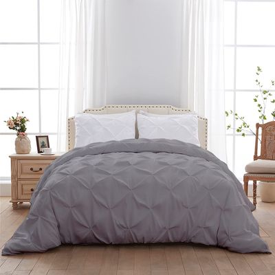 1 PC Pinch Pleated Comforter - Light Grey Queen (88'' x 92'') Quilted - 100% Cotton 500 GSM Fill Power Beautiful Pinch Pleat Design Warm Down Alternative Comforter Only