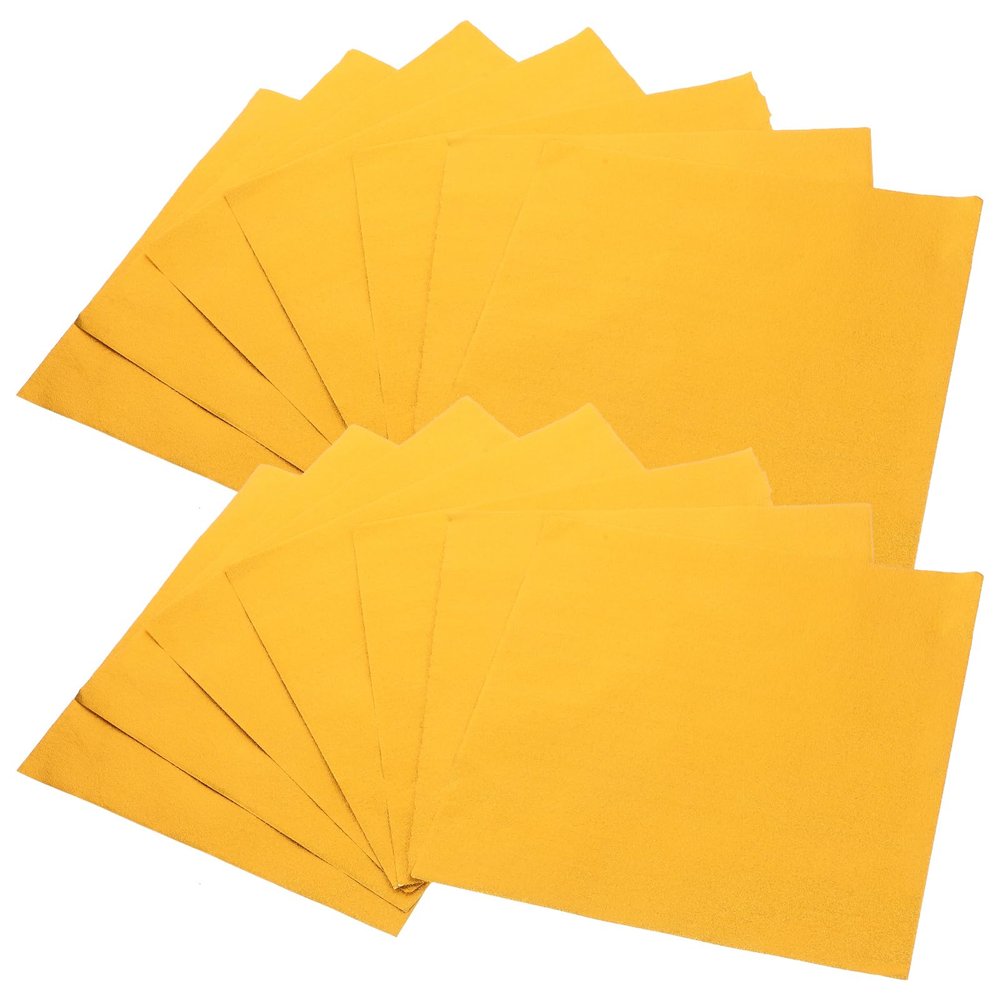 Hemoton 200pcs Foil Candy Wrappers for Chocolates Square Golden Aluminium Foil Paper Wrapping DIY Package Candy Paper Chocolate Packaging Wrapping 20x20cm