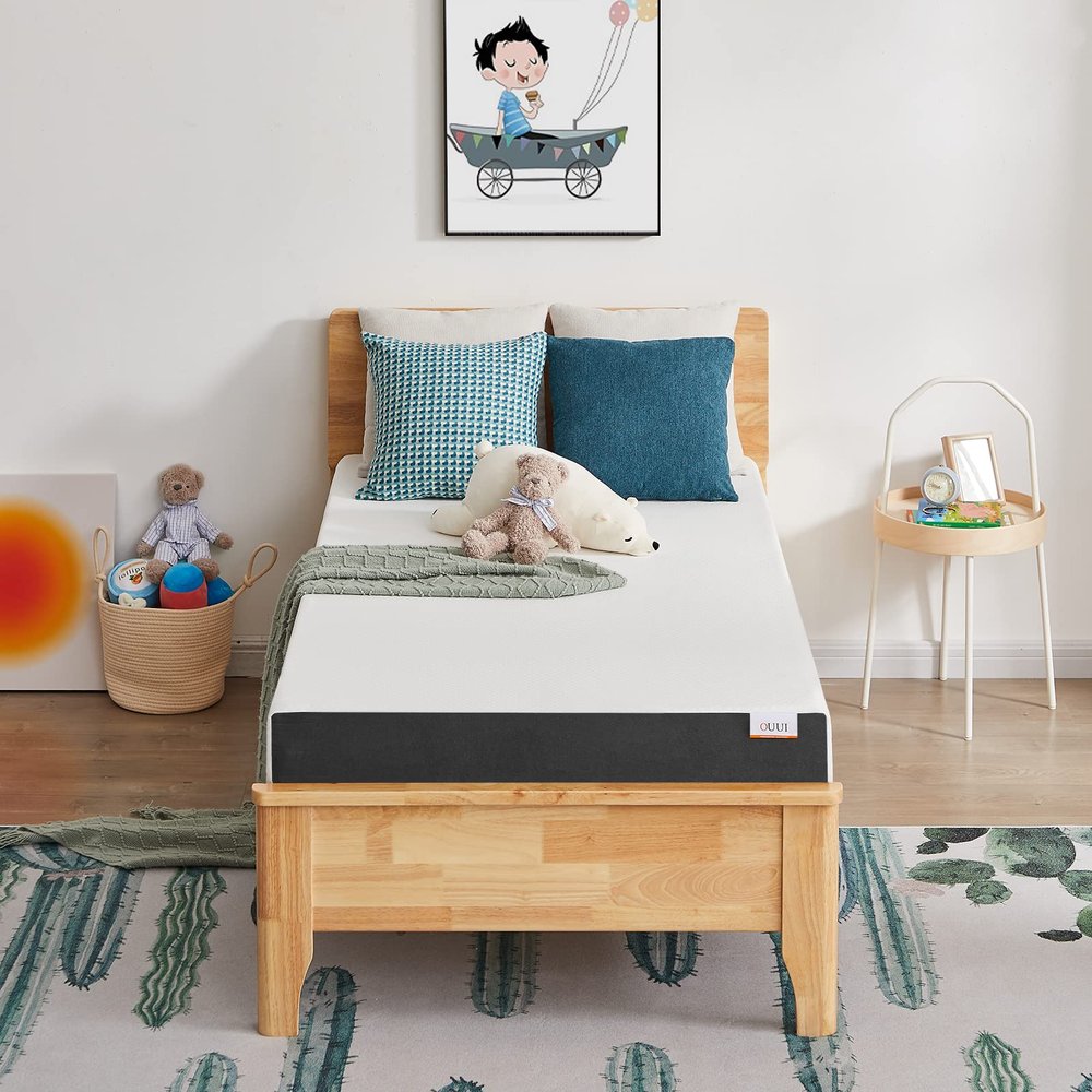 OUUI Twin XL Memory Foam Mattress, 5 Inch Low Profile-Cooling Gel Infusion-Breathable White Cover, CertiPUR-US Certified