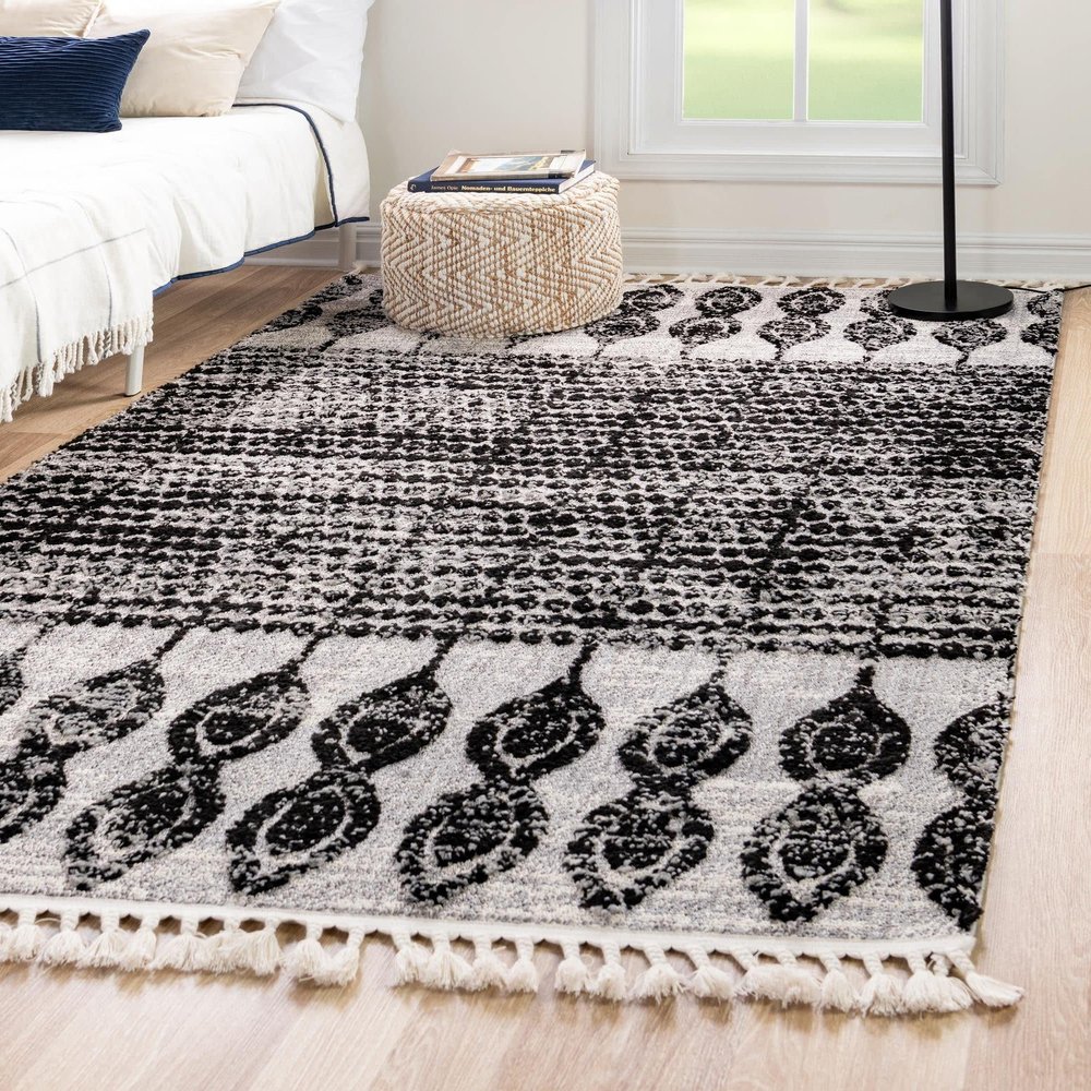 Unique Loom Cherokee Collection Area Rug - Asheville (Rectangular 6' 0" x 9' 0", Black/ Ivory)