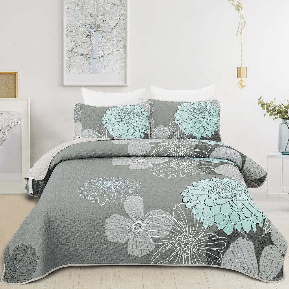 Anibedding Green Floral Pattern Quilt Set King Size - 3 Pieces Quilt Coverlet Elegant Boho Flower Bedspread with 2 Pillowcases Soft Lightweight Bedding Quilt Set for Adults (Green,104"x90")