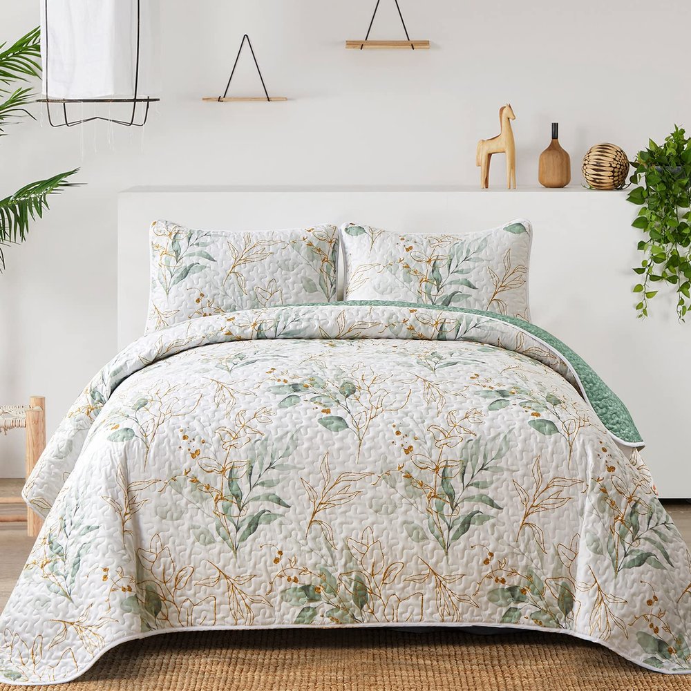 Anibedding Floral Quilt Queen Size,Green Botanical Queen Quilt 3 Pieces,Reversible Soft Bedspread Queen Size for All-Season(96"x90")