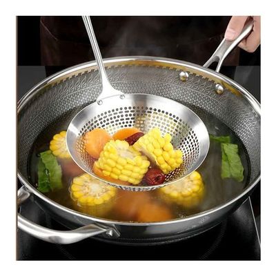 Stainless Steel Colander Strainer Soup Spoon Hot Pot Oil Filter Skimmer Mesh Long Wooden Handle, Kitchen Sieves Scoop, 1pcs (Color : 16cm)