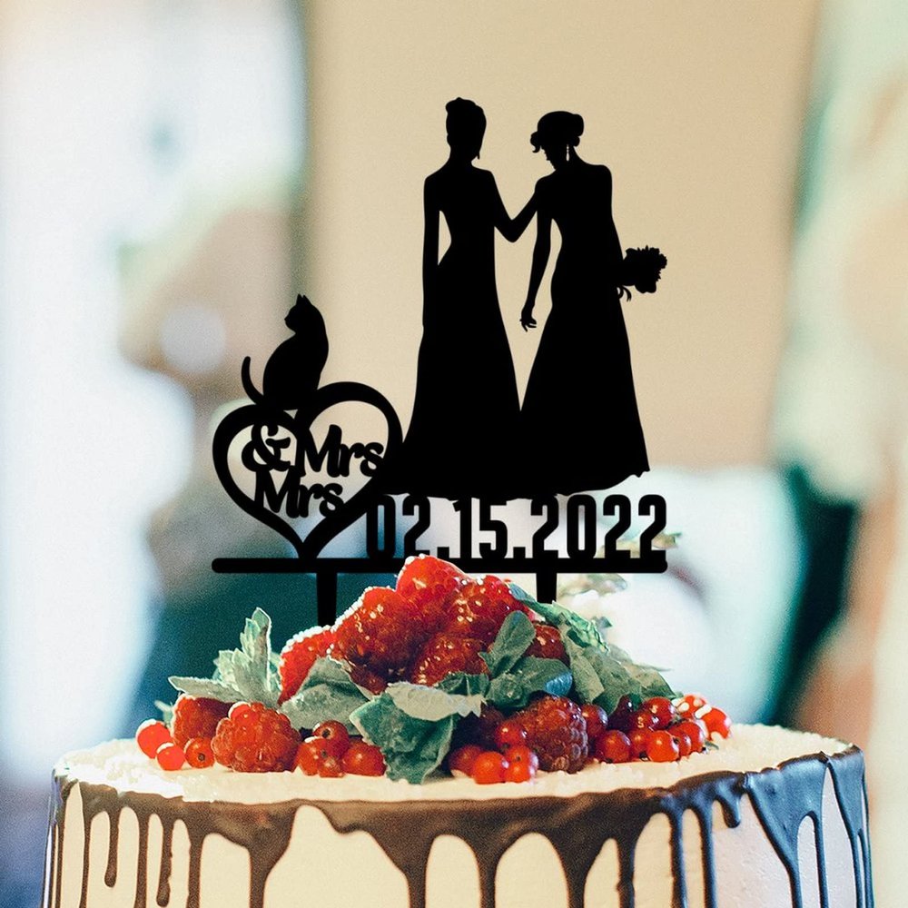 Mrs And Mrs Lesbians Cake Topper Bride & Bride Rustic Cake Topper Lesbian Couple Silhouette Wedding Cake Topper with Shiba One size w3c6b41jk9w0 0