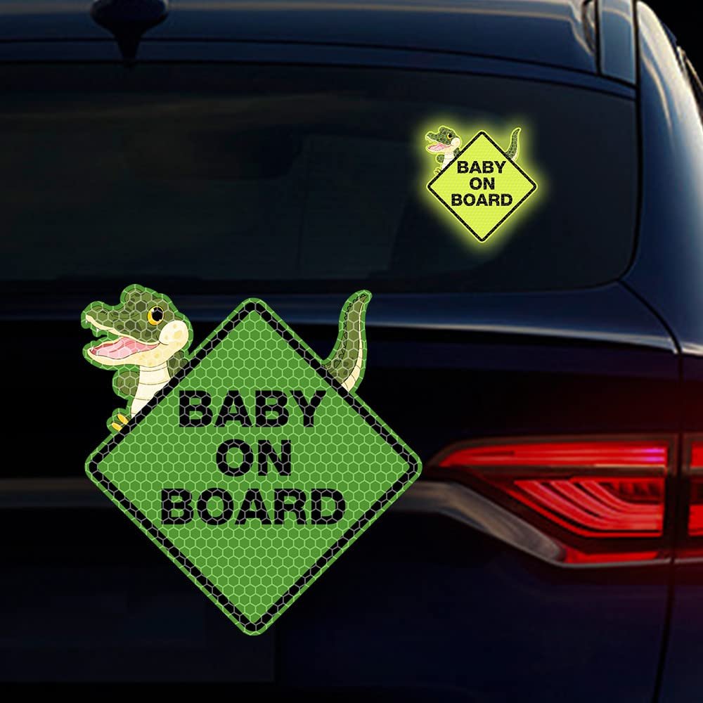 Baby on Board Sticker for Cars, Nouiroy 2PCS Crocodile Pattern Kids on Board Strong Reflective Cute Alligator Baby in Car Decals and Stickers Baby Car Window Bumper Sign Auto Vinyl Sticker, Green