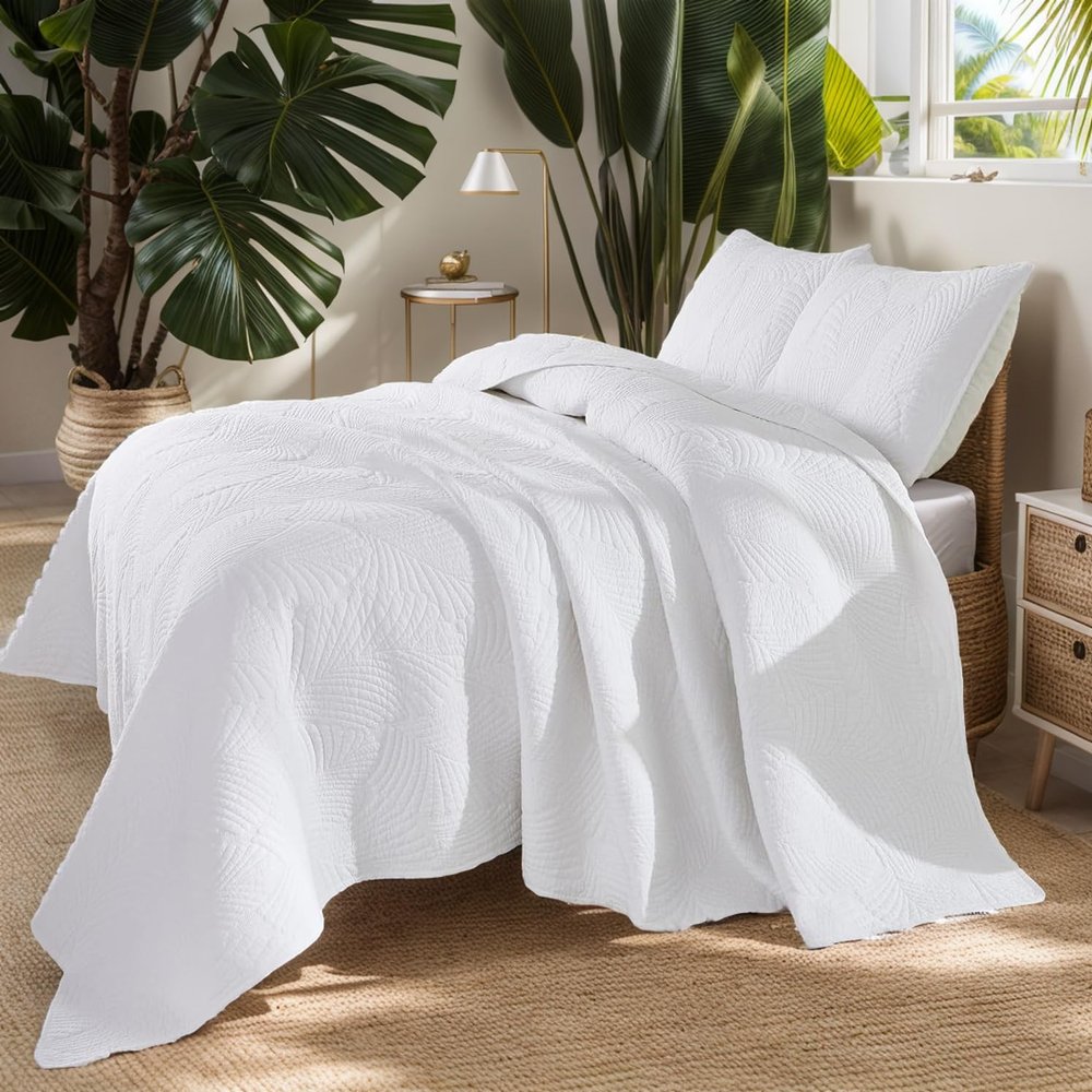 Brandream White Quilt Set King Size Cotton Tropical Palm Leaf Matelasse Coverlet Set 3-Piece