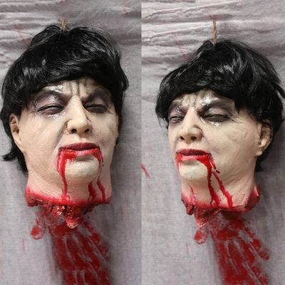 Halloween Hanging Severed Head Decoration,Bloody Cut Realistic Latex Corpse Zombie Head for Outdoor Indoor Haunted Houses,Party (DDD)