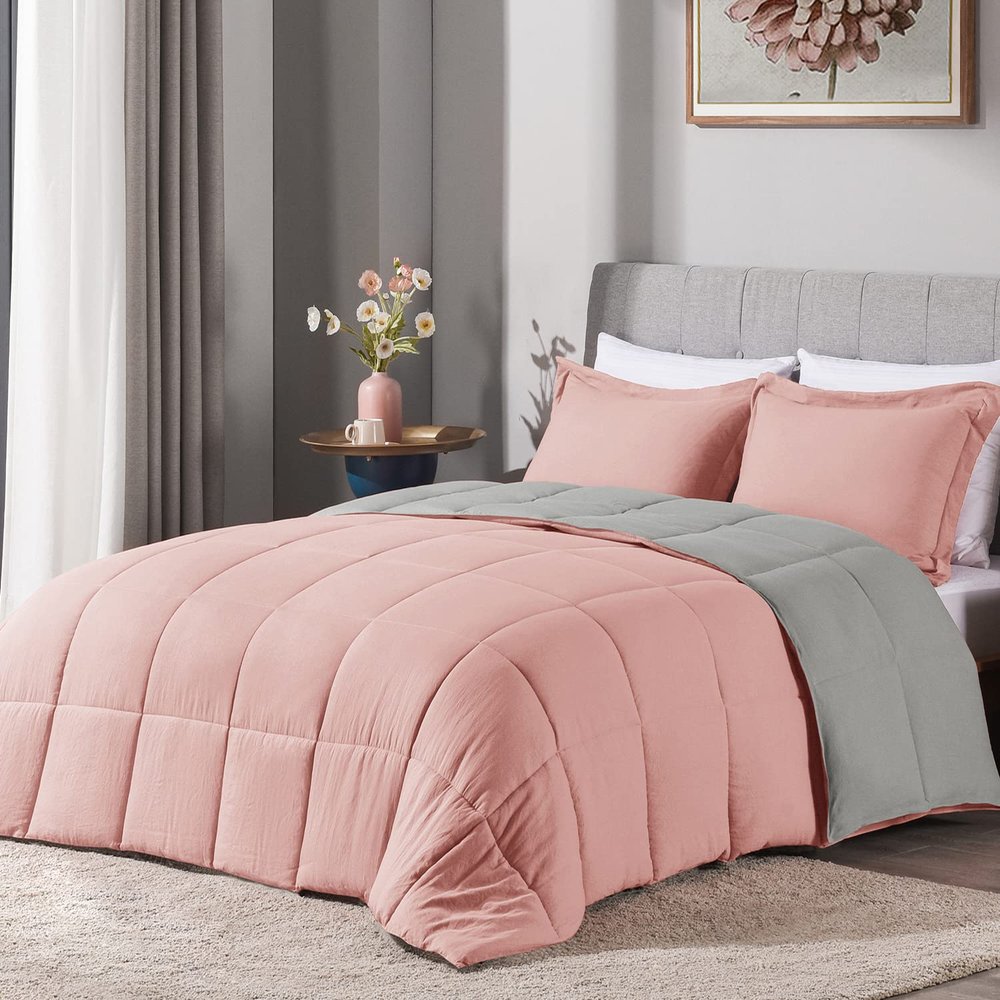3 Piece 100% Egyptian Cotton with 1000 Thread Count Reversible Down Alternative Comforter Set Peach/Silver- Corner Duvet Tabs King/Cal-King Size (94104 Inch)