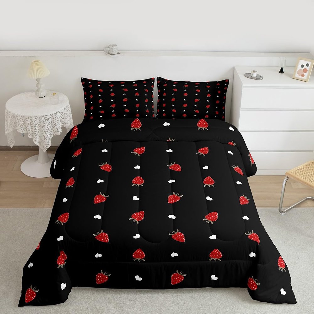 Kawaii Bedding Strawberry Comforter Set King Size Strawberry Decor Down Comforter Red Strawberry Bedding Set Cute Fruits Theme Sweet Strawberry Quilt Set Soft Reversible with 2 Pillowcases, Red Black