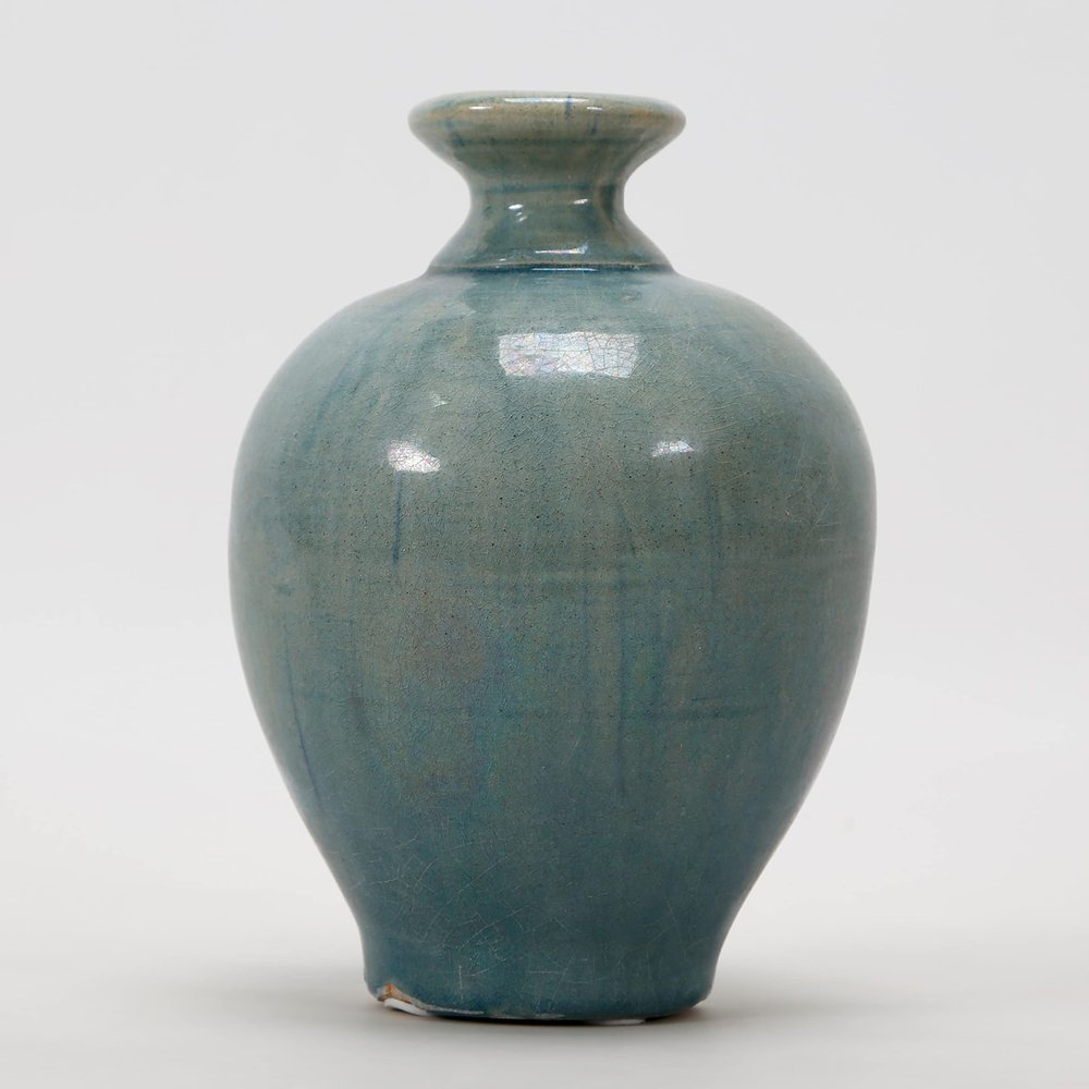 Artissance 7" H Green Porcelain Vintage Style Vase Short Neck