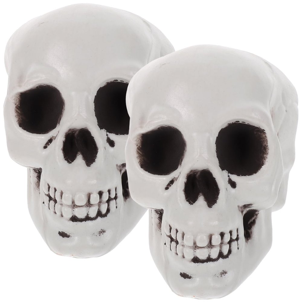 Amosfun Halloween Skull Ornaments 2Pcs Lightweight Plastic White Skull Heads 3.54X3.14X4.72 Inch Ghost House Decoration and Party Props