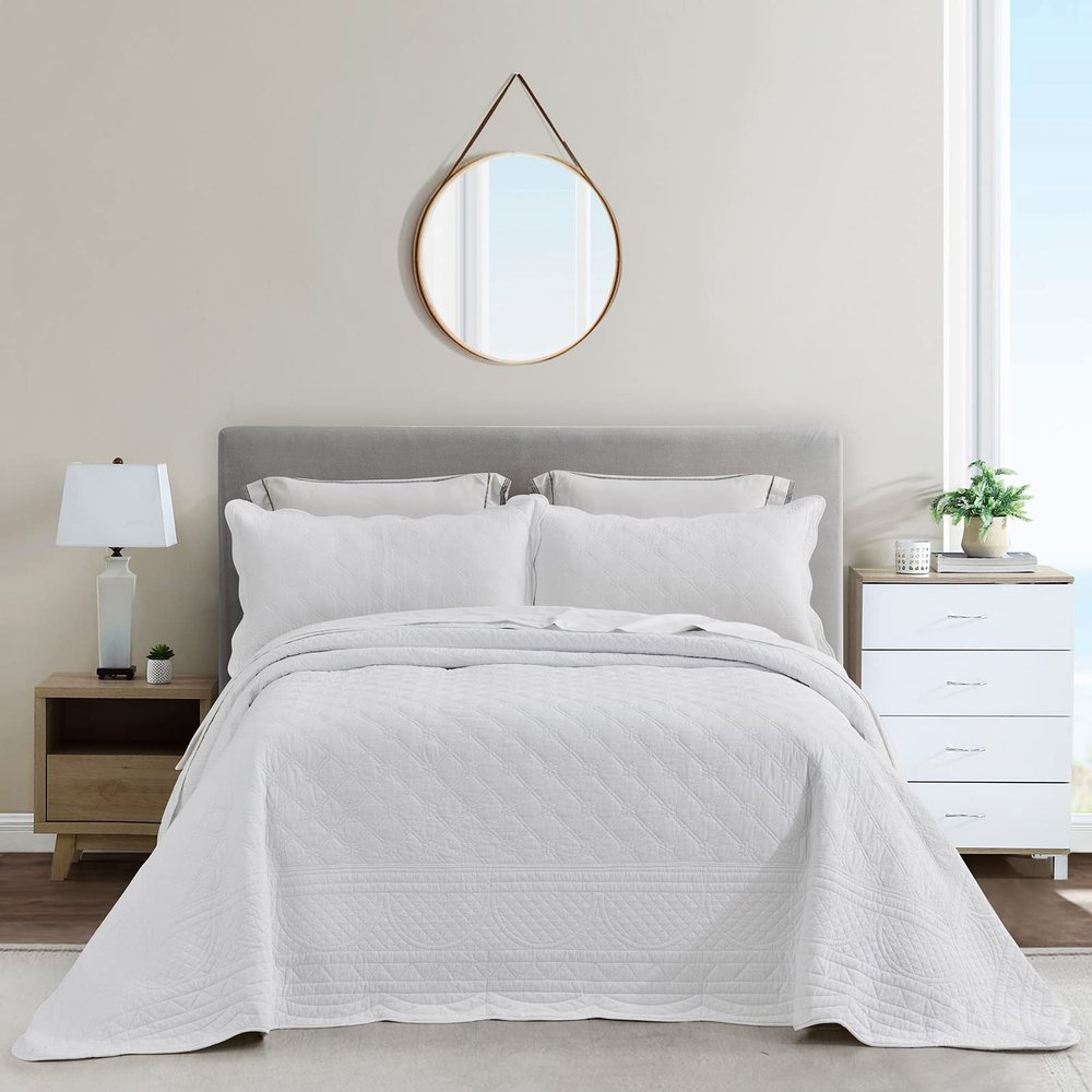 CHIXIN Cotton Bedspread Full Size - Real Stitching - Luxury Quilted Bedding Cover for All Season, Reversible, Ultra Soft, Lightweight, 3 Piece, Pure White