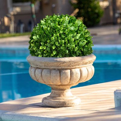COARBOR 4 Packs 15 Inch Artificial Topiary Balls Rose Leaf Faux Boxwood Balls for Garden Backyard Home Wedding Birthday Party Indoor Outdoor Decor