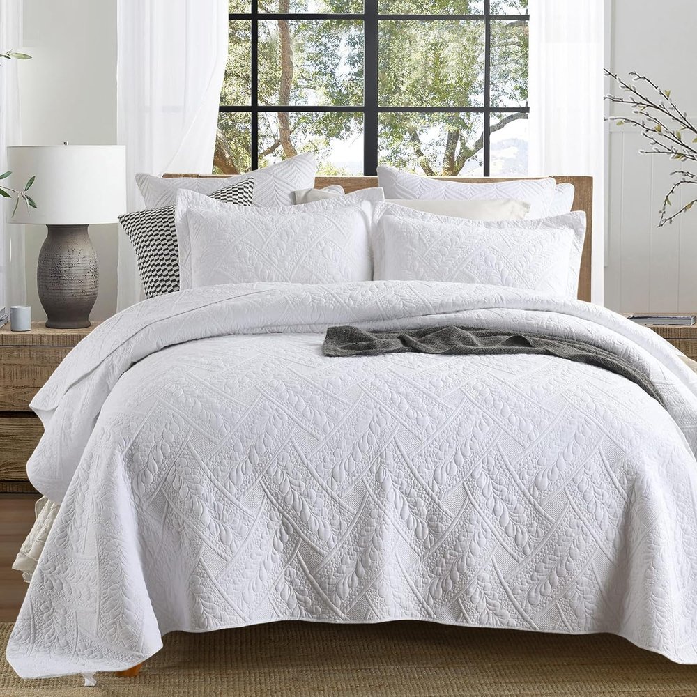Brandream White Quilt Set King Size Cotton Matelasse Coverlet Set Luxury Quilted Comforter Set Fall Winter Bedspreads 3-Piece