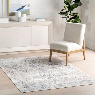 nuLOOM SpinClean Everlee Blue/Ivory, 4' x 6', Vintage Medallion, Soft and Cozy, High Traffic, Stain Resistant, Easy Clean, Durable, Machine Washable Area Rug for Bedroom, Living Room, Dining, Foyer