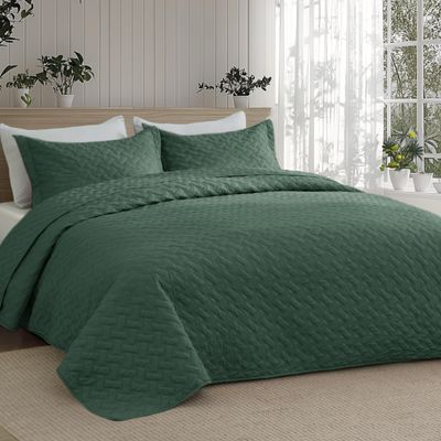 Bedsure Quilts Twin Size - Lightweight Bedspreads Twin Size with Basket Weave Pattern, Soft Quilt Bedding Set, Dark Green Comforter Set Coverlet for All Seasons with 1 Pillow Sham (68" x 86")