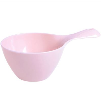 BESTonZON Small Ladle Water Ladle Thicken water bath scoops bathroom scoop cup plastic water scoop Japanese Plastic Bath Long Handle Ladle