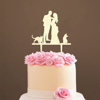 Mr And Mrs Cake Topper with Pet, Mr & Mrs Rustic Wreath Couple's Names Cake Topper, Wood Wedding Cake Topper, Customized Bride And Groom Wedding Cake Topper, Funny Cake Toppers for Wedding