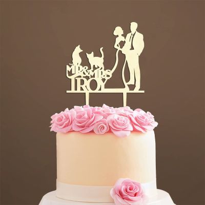 Mr And Mrs Cake Topper with Pet, Mr And Mrs Cake Toppers for Wedding, Wood Wedding Cake Topper, Customized Bride And Groom Wedding Cake Topper, Anniversary Cake Toppers
