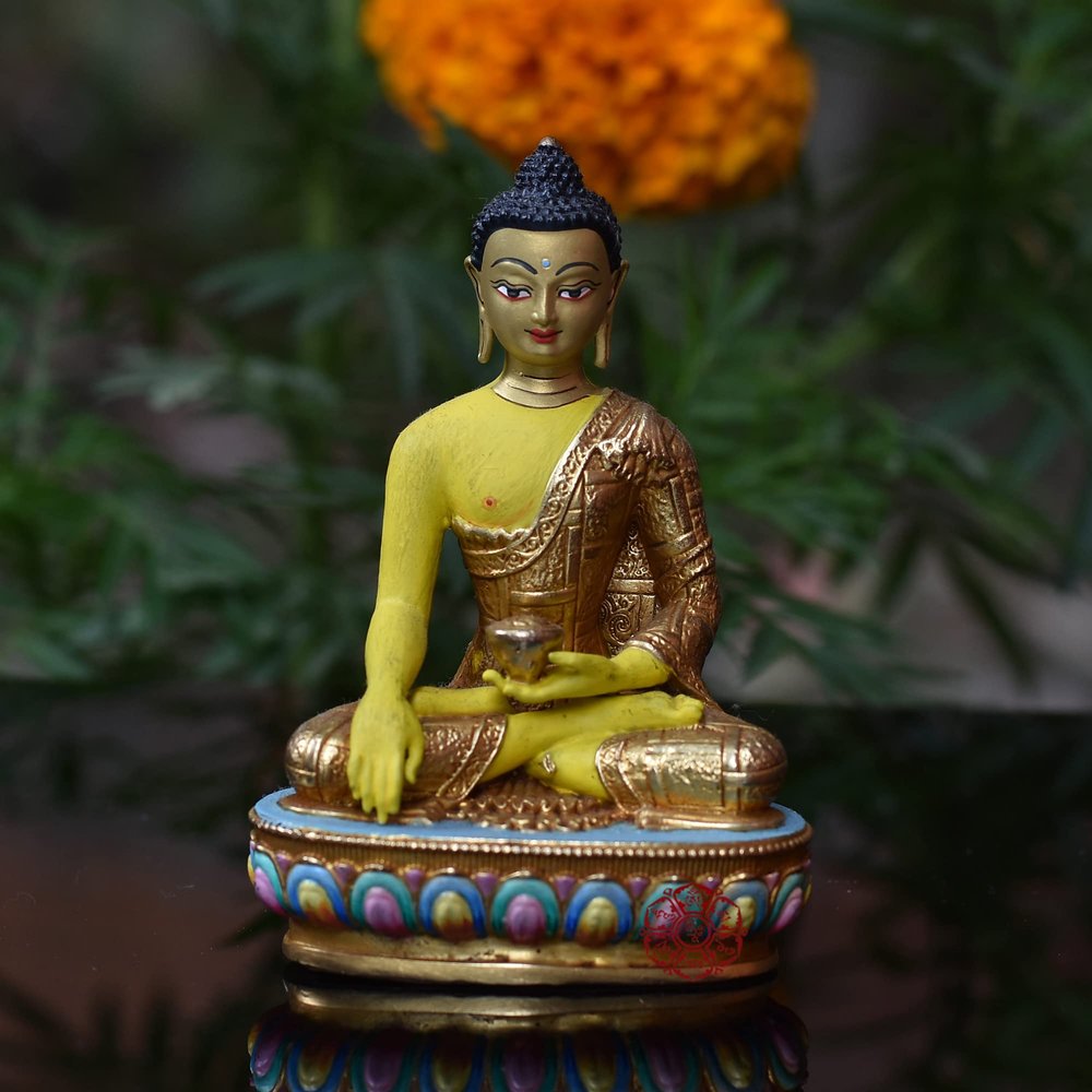 Beautiful Small Meditating Seated Shakyamuni Buddha Statue Perfect for Meditation. Featuring Shakyamuni Buddha Statue in a Peaceful Mediation Pose.