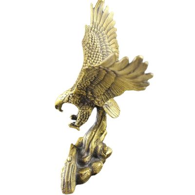 Antique Brass Flying Eagle Figurines,Animal Bird Statue Model Crafts Desktop Ornament Home Sand Table Garden Study Decor Accessories Paperweight