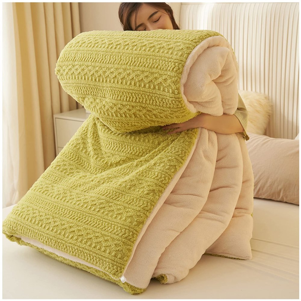 ZTGL Winter Duvet, Thicken Plush Comforter Core Lamb Quilt Winter Soft Blanket Super Warm Bed Quilt Bedding for Home Bedroom Queen Quilt, Comfortable Reversible,Yellow,220x240cm(4.4kg)
