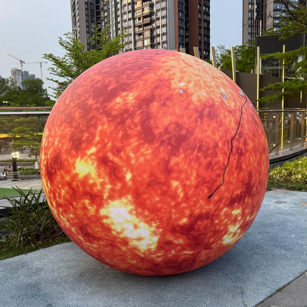 40'' Inflatable Sun, LED Planet Balloon for Educational Institution/Planetarium/Store/Club Decoration