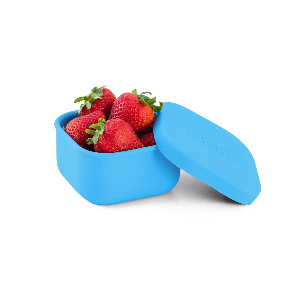 OmieBox Silicone Leakproof Snack Containers To Go, Food Storage Containers with Lid, School Lunch Bento Container - BPA Free, Airtight, Dishwasher and Freezer Safe, Oven Safe - 9.4 ounces (Blue)