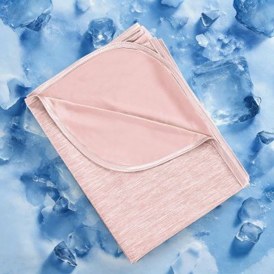 LUXEAR Cooling Blanket Throw, Arc-Chill Q-Max >0.5 for Hot Sleepers, Absorbs Heat to Keep Body Cool for Night Sweats, Lightweight Summer Cool Blankets for Sleeping, Gifts for Women & Men,Pink
