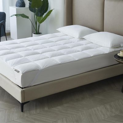 Kathy Ireland Brrr Pro Cooling Tencel Quilted Fitted Mattress Topper King Size, 300 Thread Count Tencel Lyocell/Polyester Filling Mattress Topper Breathable Soft Mattress Cover Pad - White