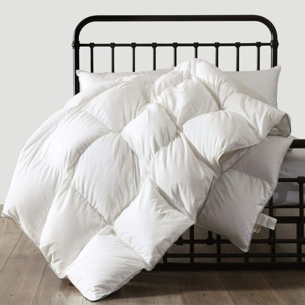 APSMILE Luxurious Oversized King Down Feather Fibers Comforter, Ultra-Soft Down Feathers Fiber Duvet, Hotel Collection Down Feather Fibers Comforter All Season Fluffy Duvet Insert (120x98, White)