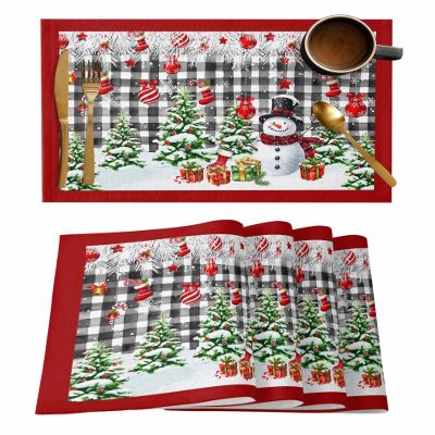 Christmas Placemats for Dining Table Set of 4 Christmas Tree Snowman Farmhouse Black and White Plaid Check Table Mats for Home Kitchen Restaurant Christmas Party Decoration,Washable