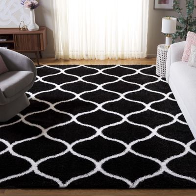 SAFAVIEH Area Rug 8x10 - Tahoe Shag Collection - Large - Black & White, Trellis Pattern, Non-Shedding & Easy Cleaning, Plush Thick Pile, Ideal for Living Room, Bedroom, Dining Space (THO677Z)