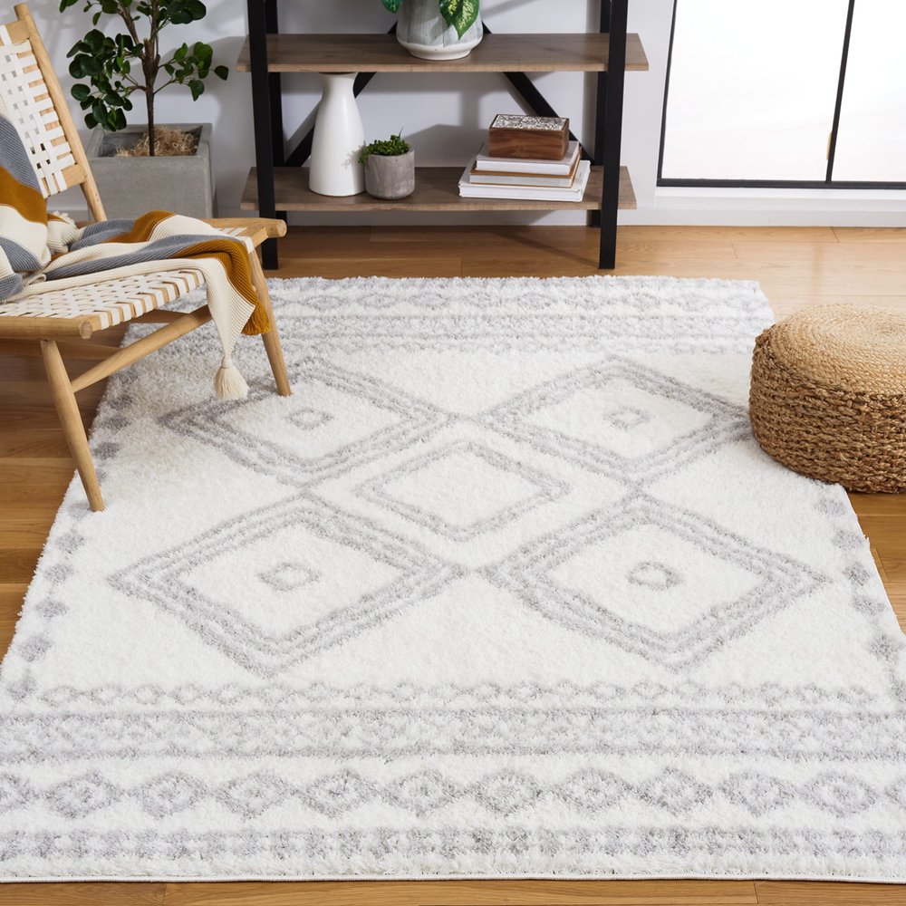 SAFAVIEH Area Rug 8x10 - Berber Shag Collection - Large - Ivory & Grey, Moroccan Design, Non-Shedding & Easy Cleaning, Plush Thick Pile, Ideal for Living Room, Bedroom, Dining Space (BER591B)
