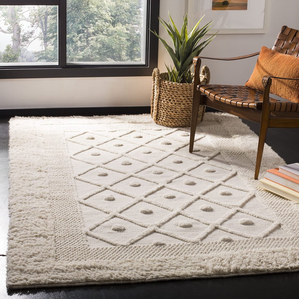 SAFAVIEH Kenya Collection Accent Rug - 3' x 5', Ivory, Hand-Knotted Moroccan Boho Trellis Rustic Wool, Ideal for High Traffic Areas in Entryway, Living Room, Bedroom (KNY952A)