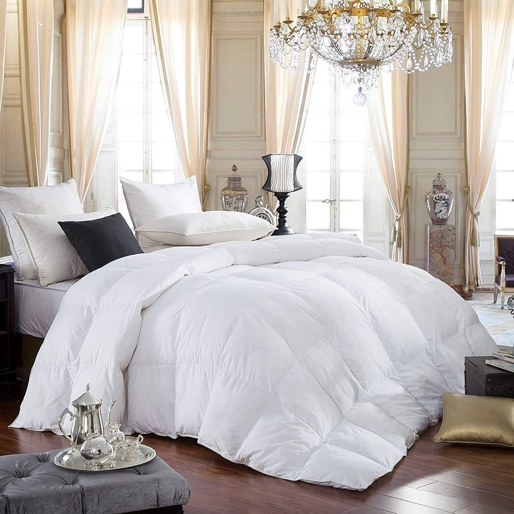 600-Thread-Count Egyptian Cotton Siberian Goose Down Comforter, 90 oz. Fill Weight, 120 X 98 INCHES,Solid White (Palatial King/Super King Size)