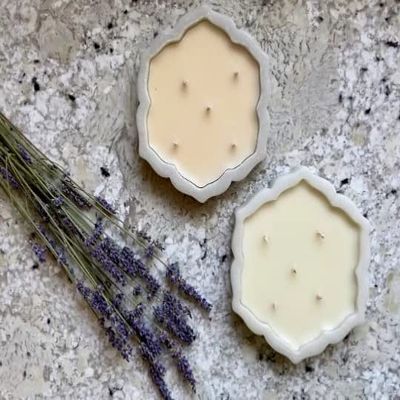 Marble Lotus Soy Candle | 5-Wick Scented Candle + Trinket Tray (1 Candle) (WINTER BERRY)
