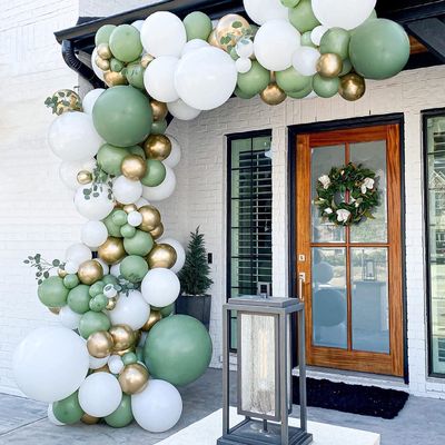 152pcs Sage Green Balloon Garland Arch Kit White Gold Balloons Different Size Green Balloon and Greenery for Wedding Birthday Decorations Boho Engagement Baby Bridal Shower Party Decorations