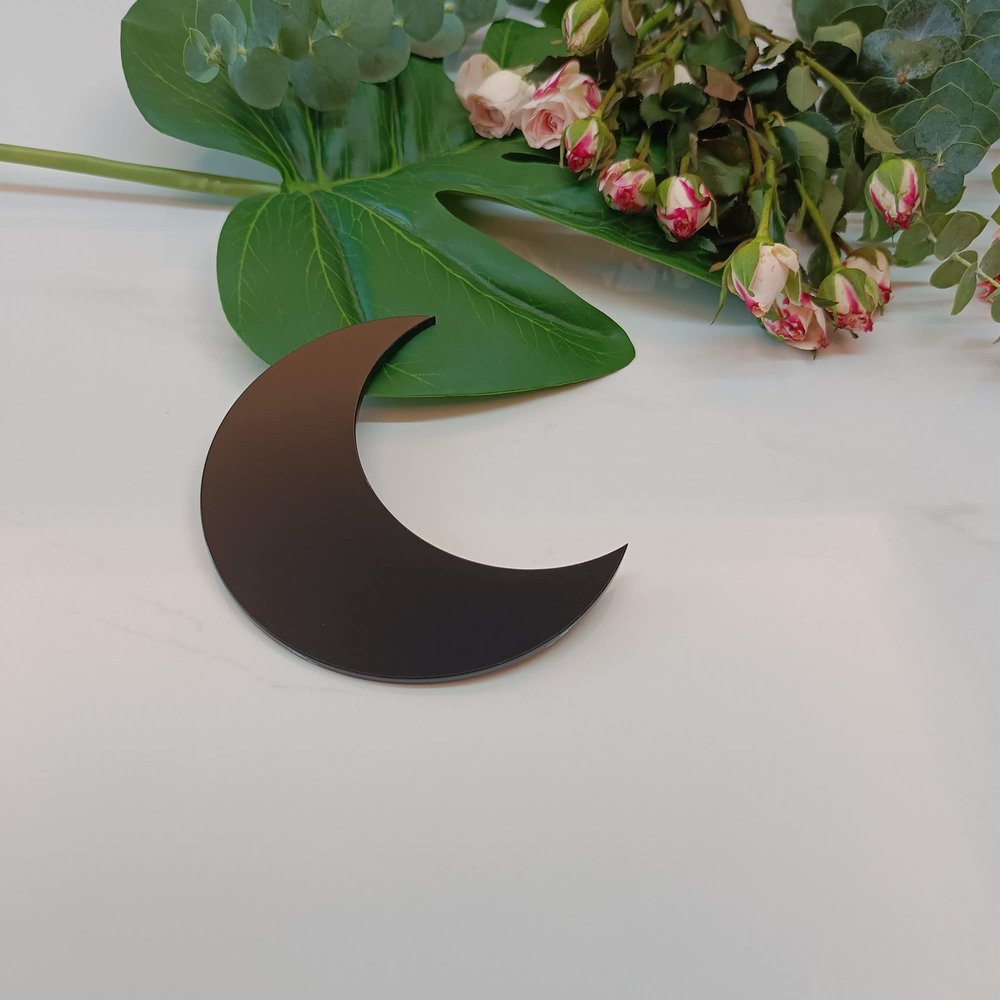 XIAOYUE 20pcs of Acrylic Moon Place Card,Celestial Wedding Place Cards,Semi-Circle Place Names Blanks for Wedding,Party&Festival Deco (Black)