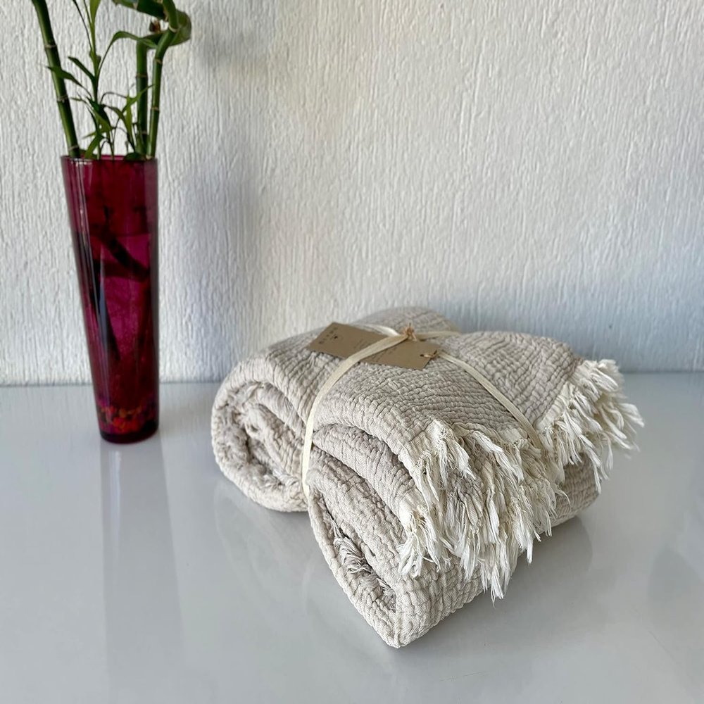 100% Cotton Muslin Blanket Throw 4 Layers Bedspread Soft Turkish Cotton Muslin Bed Cover Reversible Coverlet Olive Drab with Size Options (230x240cm 91x95 Inches)