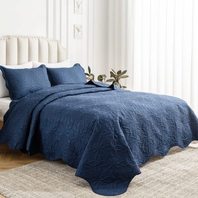 Auemtyn Full/Queen Size Quilt Set 3 Pieces, Soft Lightweight Summer Bedspread, Reversible Microfiber Bed Coverlet for All Seasons, Navy Blue, Floral Pattern (1 Quilt, 2 Pillow Shams)