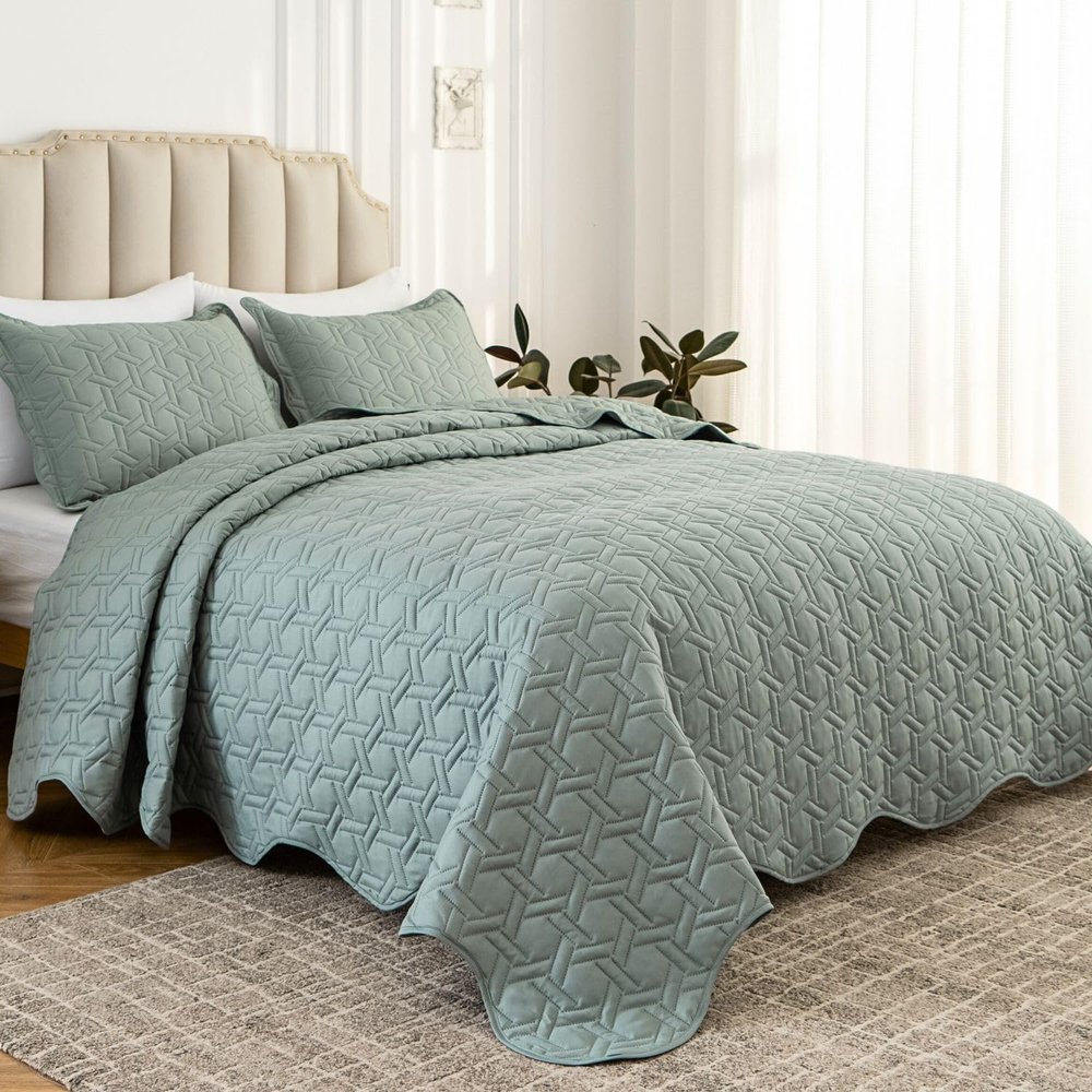 Auemtyn Full/Queen Size Quilt Set 3 Pieces, Soft Lightweight Summer Bedspread, Reversible Microfiber Bed Coverlet for All Seasons, Green, Geometric Pattern (1 Quilt, 2 Pillow Shams)