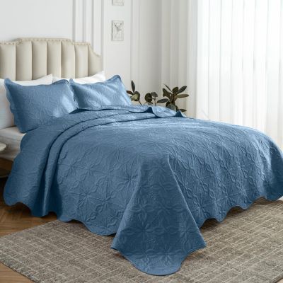 Auemtyn Full/Queen Size Quilt Set 3 Pieces, Soft Lightweight Summer Bedspread, Reversible Microfiber Bed Coverlet for All Seasons, Bluish Grey, Floral Pattern (1 Quilt, 2 Pillow Shams)