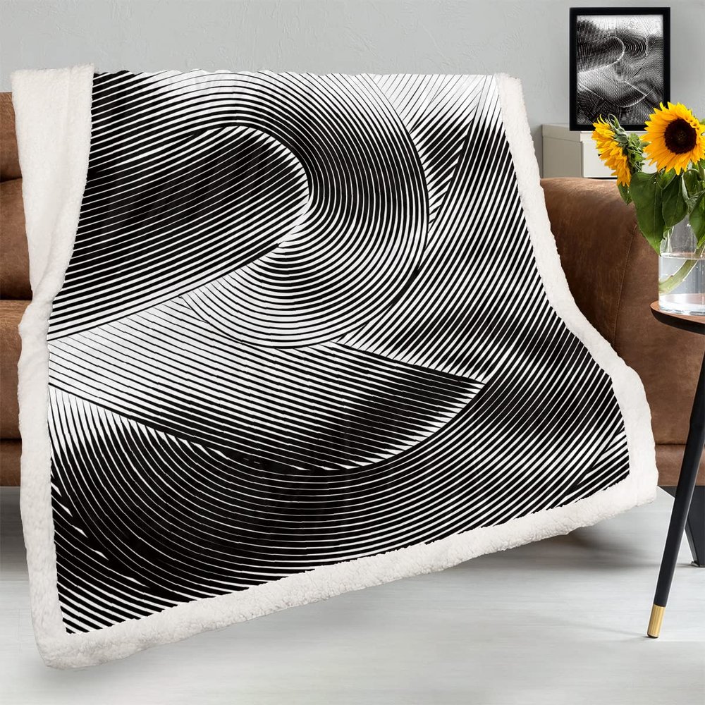 Abstract Line Pattern Throw Blanket for Bed Couch,Sofa Super Soft Warm Comfy Blanket Circle 60 x 50 inches Throw Blanket for Women Teen Girls Gift