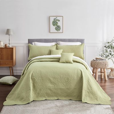 Blythease Oversized King Bedspread 128x120 Extra Wide, Ultrasonic Lightweight Bedding Cover, Paisley Pattern, Reversible, 5 Piece, 100% Microfiber, Sage Green