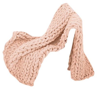 MHUQIA Chenille Chunky Knit Blanket 59x70in, Chunky Knit Blanket Throw, Hand-Knitted Yarn Throw Blanket, Soft Throw Blanket, Knitted Blankets, Cozy, Machine-Washable