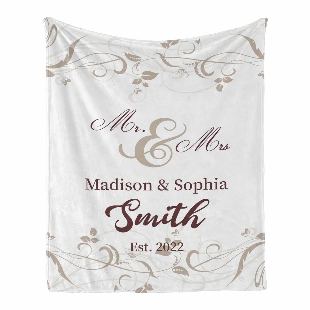 Custom Mr and Mrs Est.2022 Blanket Gift, Personalized Wedding Gifts for Couples Newlyweds Bride to Be Newly Engaged Bridal Shower Anniversary