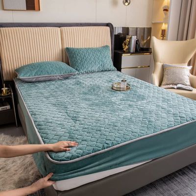 Queen Mattress Topper Pad Protector Thick Extra Deep Bedding Pad Topper Mattress Pads Quilted Fitted Mattress Protector Winter Warm Elastic Velvet Bed Linen Bedspread ( Color : Green , Size : King )