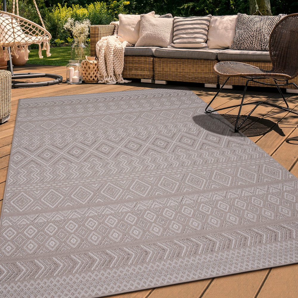 Paco Home Outdoor Rug Stain-Resistant with Boho Pattern in Beige, Size: 2' x 3'3"